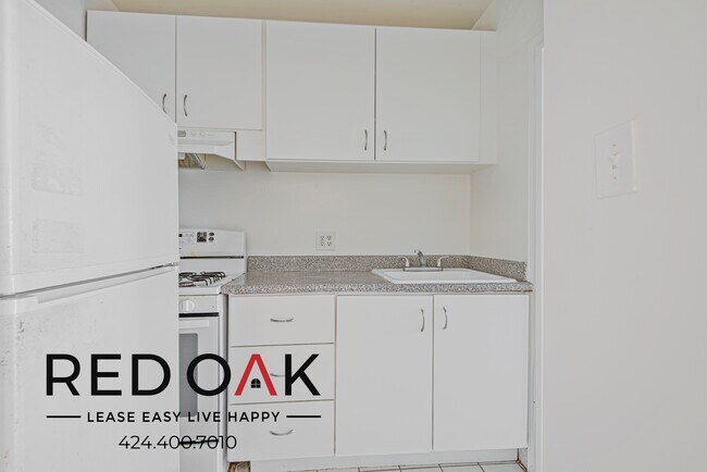 Building Photo - 723 S Mansfield Ave