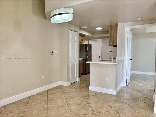 Building Photo - 741 SW 148th Ave