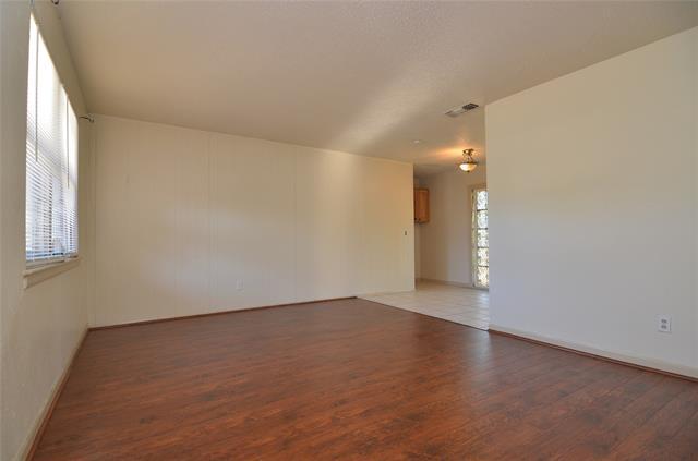 Building Photo - 4524 Sherwood Dr