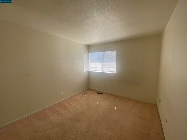 Building Photo - 293 Scotts Valley