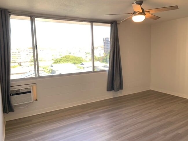 Building Photo - Salt Lake Area - Lakeside West building - 1 bedroom, 1 bath unit w/1 parking - Avail now