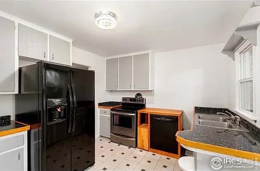 Building Photo - 2411 14th Ave Ct