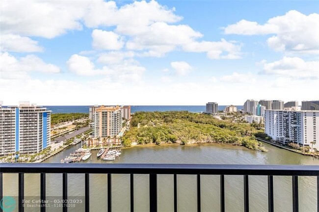 Building Photo - 936 Intracoastal Dr
