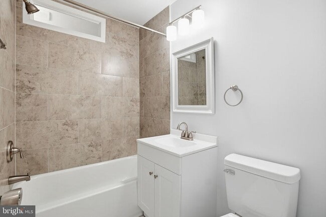 Building Photo - 6427 Pima St