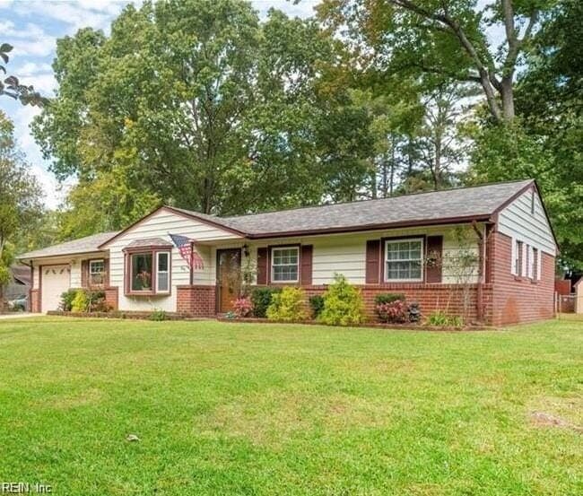 Building Photo - 3252 Club House Rd