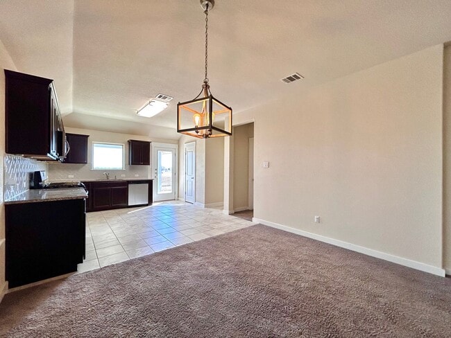 Building Photo - 5809 Urbano Bnd