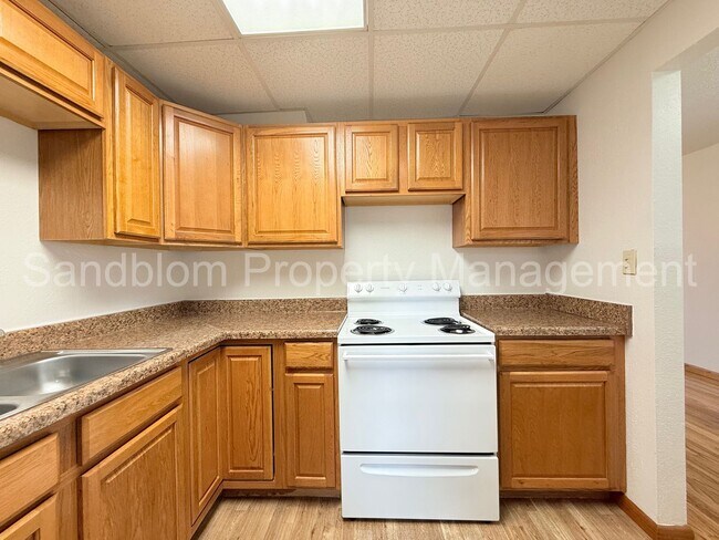 Building Photo - For Lease | Brookside | Available Now!