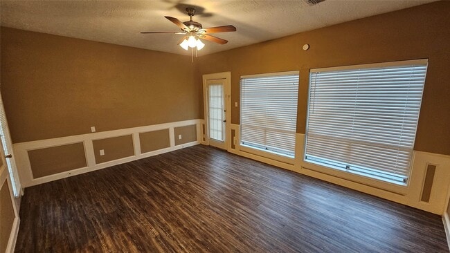 Building Photo - 14734 Treborway Dr