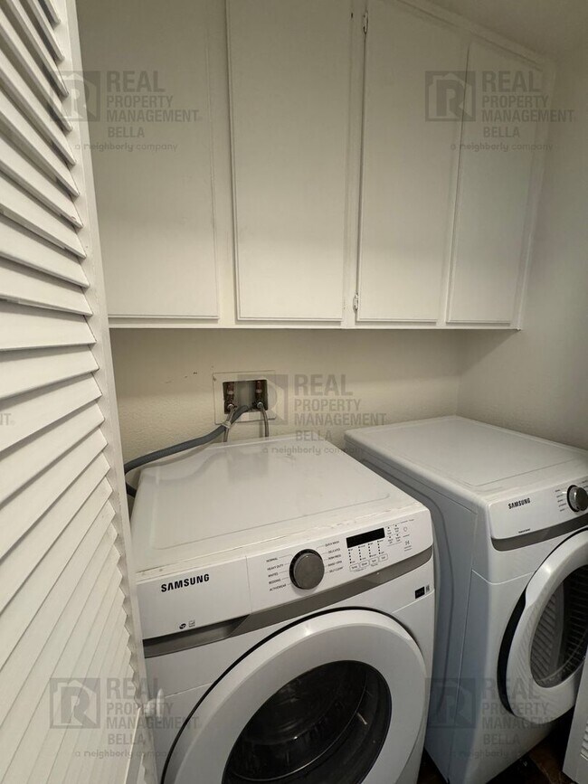 Building Photo - Spacious Moreno Valley Ranch Home with 3-Car Garage & Resort-Style Amenities