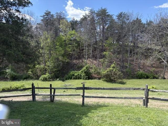 Building Photo - 306 Tonys Hollow Ln
