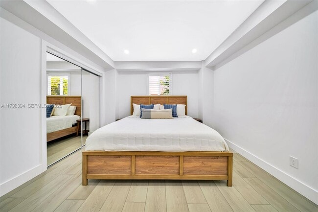 Building Photo - 129 Nautilus Dr