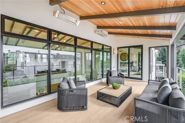 Building Photo - 427 Santa Ana Ave