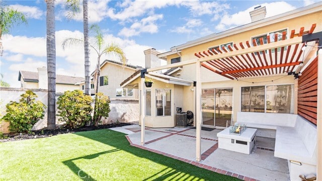 Building Photo - 19036 Singingwood Cir