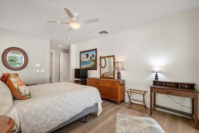 Building Photo - 67 Ahekolo St