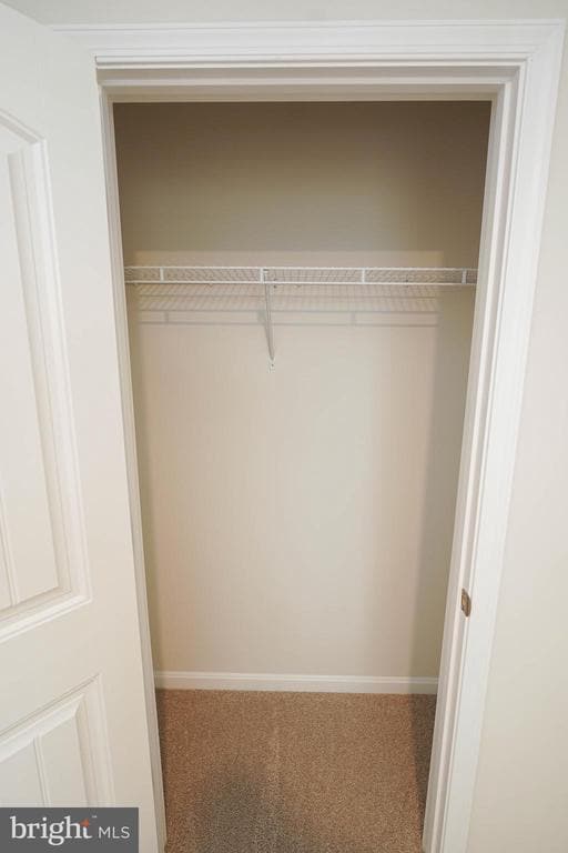 Building Photo - 819 Mersey Ln