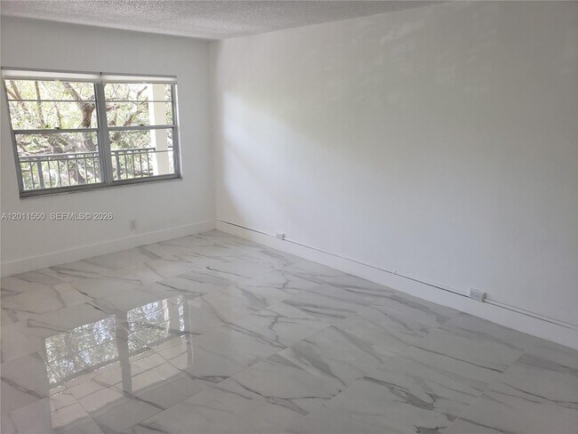 Building Photo - 13255 SW 7th Ct