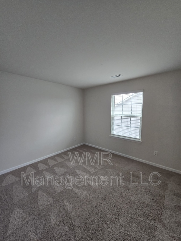 Building Photo - 7270 Waterwheel St SW