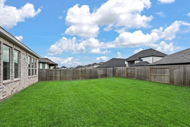 Building Photo - 10710 Verdant Hl