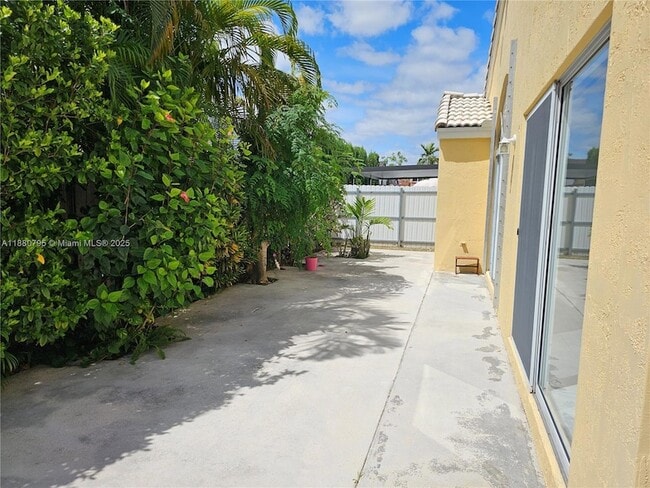 Building Photo - 15770 SW 84th Terrace