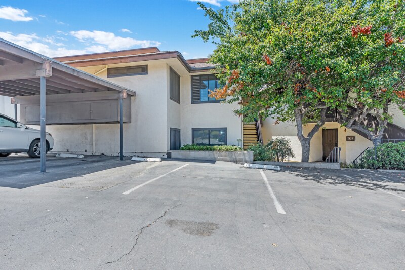 Building Photo - 3825 Leland St