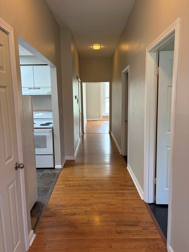 Building Photo - 1702 S 2nd St