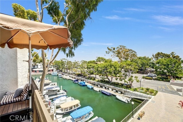 Building Photo - 9322 Marina Pacifica Dr N