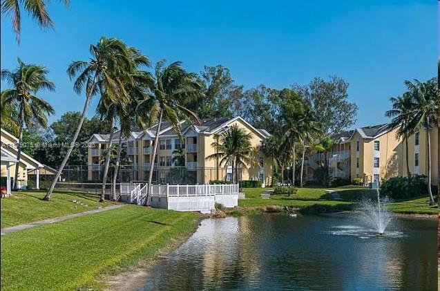 Building Photo - 6340 La Costa Dr
