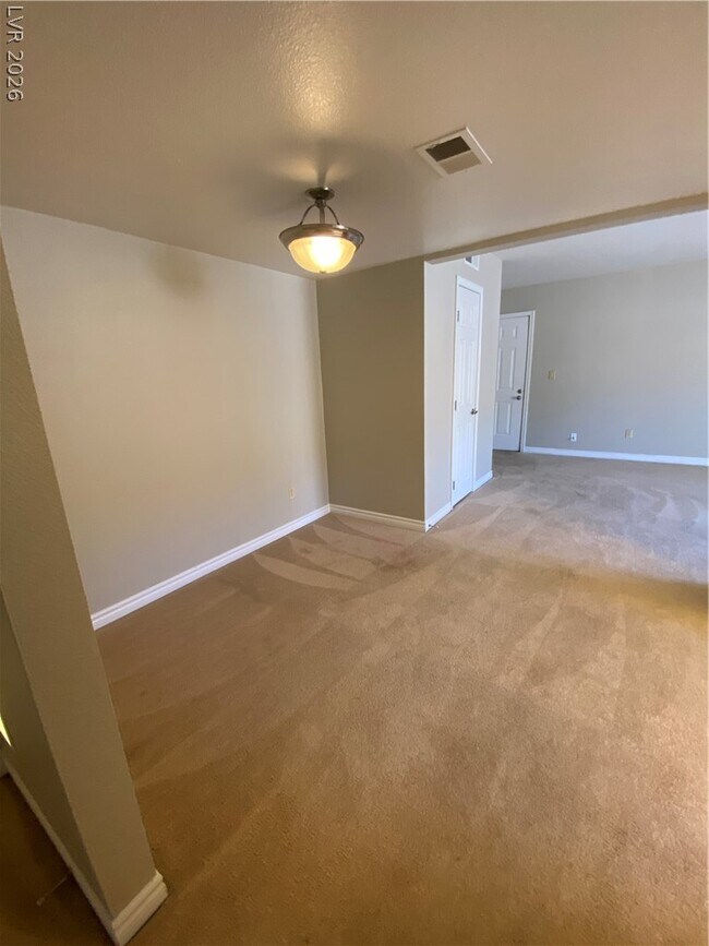 Building Photo - 5163 Indian River Dr