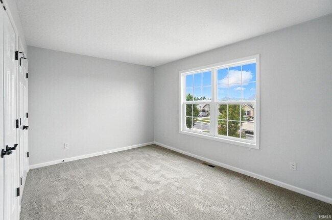 Building Photo - 12562 Shearwater Run