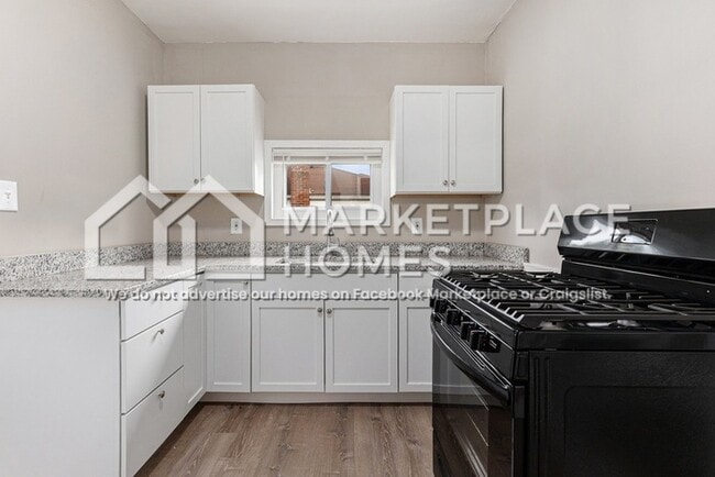 Building Photo - 16258 Semrau Ave