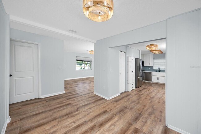 Building Photo - 8385 81st St