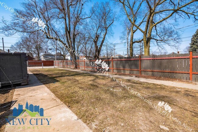 Building Photo - 95-97 N Central Avenue, Columbus, OH 43222