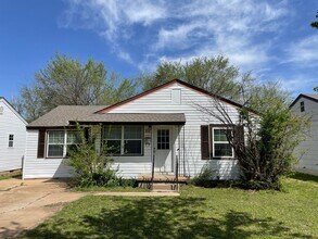 Building Photo - Del City Three Bedroom - Complete Remodel!
