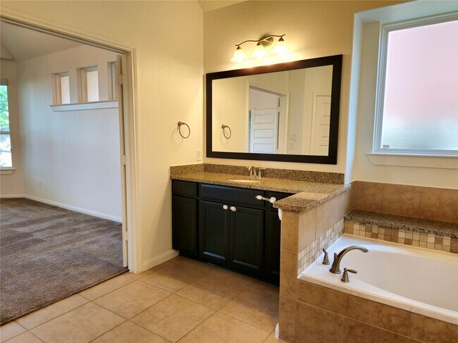 Building Photo - 22106 Flashing Ridge Dr