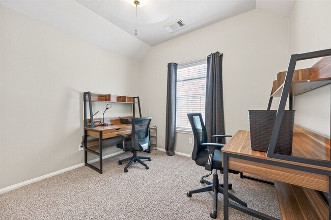 Building Photo - 155 E Concord Valley Cir