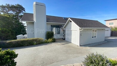 Building Photo - 153 Carmel Riviera Dr