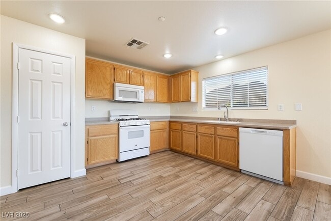 Building Photo - 1173 Paradise Mountain Tr