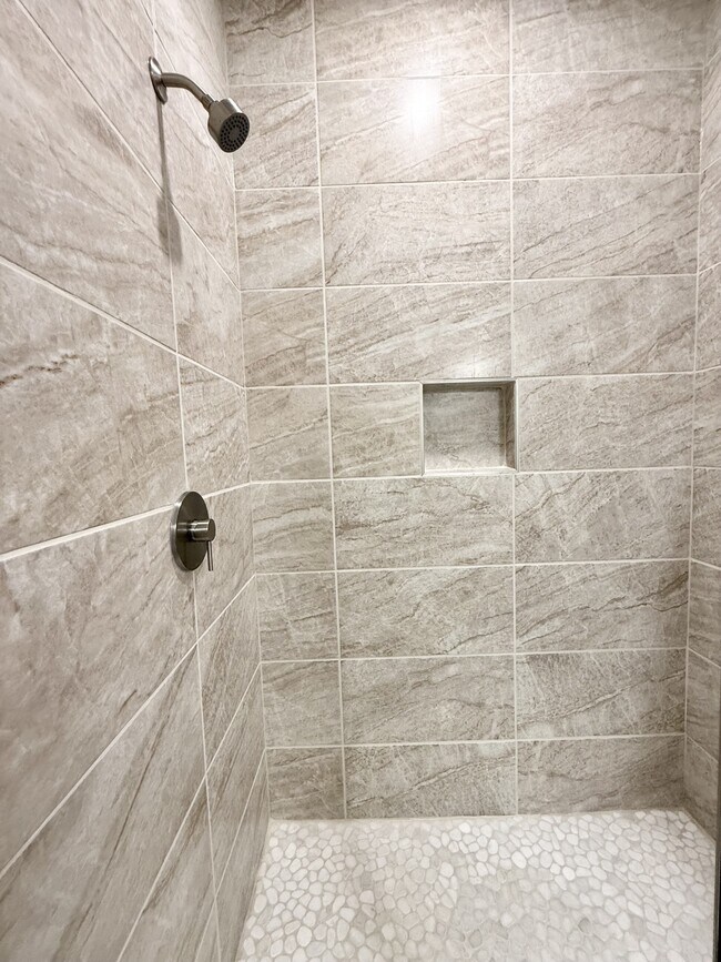 Building Photo - 51069 Purple Mat Ave