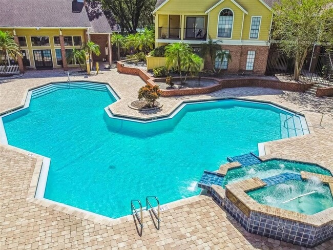 Building Photo - 8742 Mallard Reserve Dr