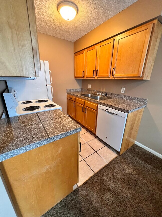 Building Photo - 1531 D St