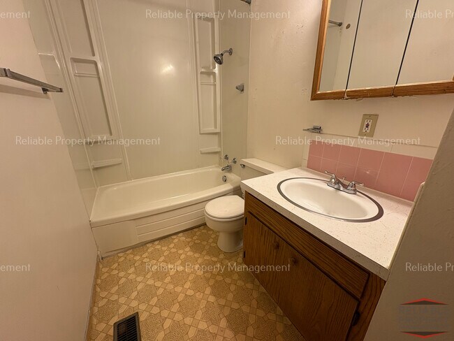 Building Photo - 2650 E 17th St