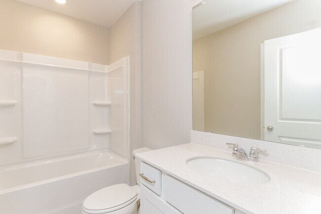 Building Photo - 2259 Shasta St