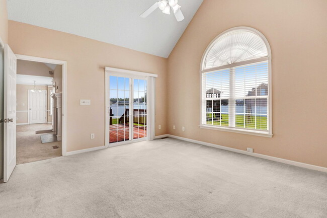 Building Photo - *DETACHED GARAGE/WORKSHOP!* Gorgeous home on HUGE acre lot in Princeton