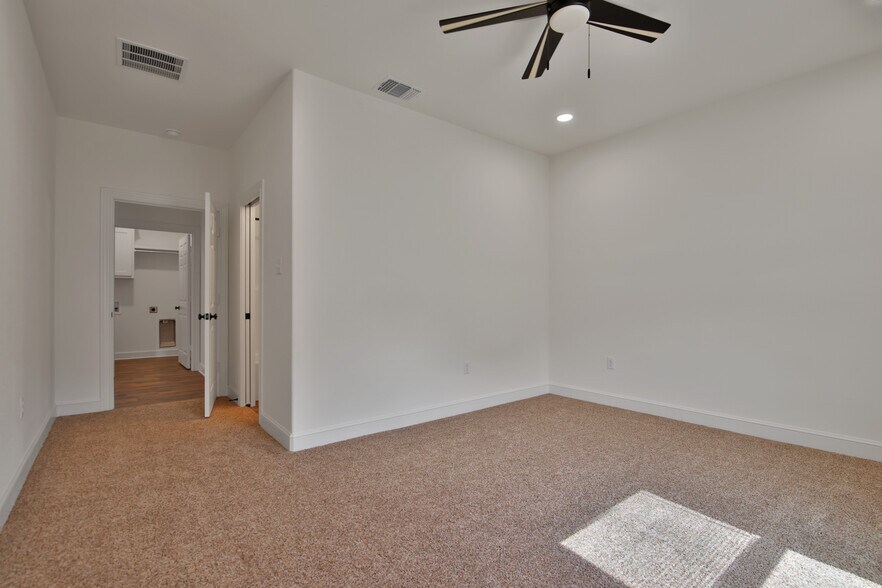 Building Photo - 6923 17th St