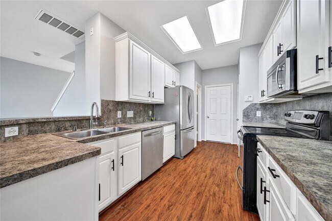 Building Photo - 3306 Orchid Trace Ln