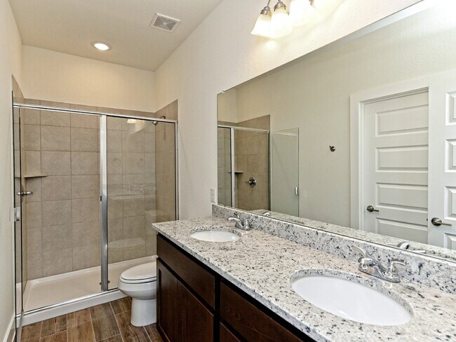 Building Photo - 432 Parkline Dr