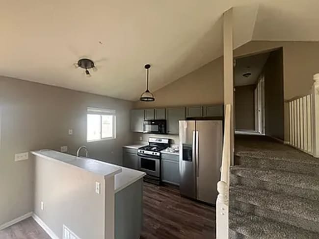 Building Photo - 17737 Olive St