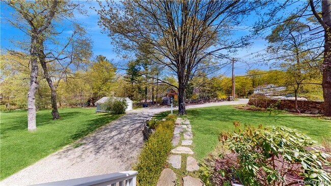 Building Photo - 25 East St