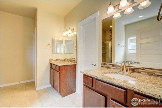 Master Bathroom - 3078 Nebula Ct