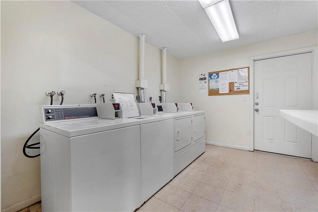 Building Photo - 4113 NW 88th Ave